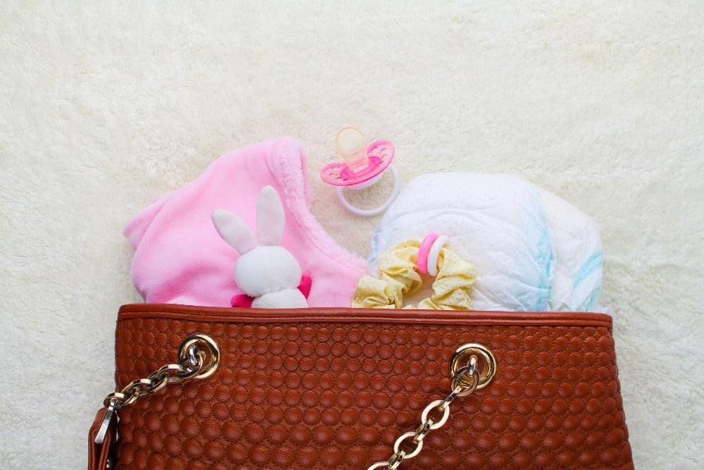 Top Must-Have Features for Finding the Best Baby Diaper Bag for mothers in 2023