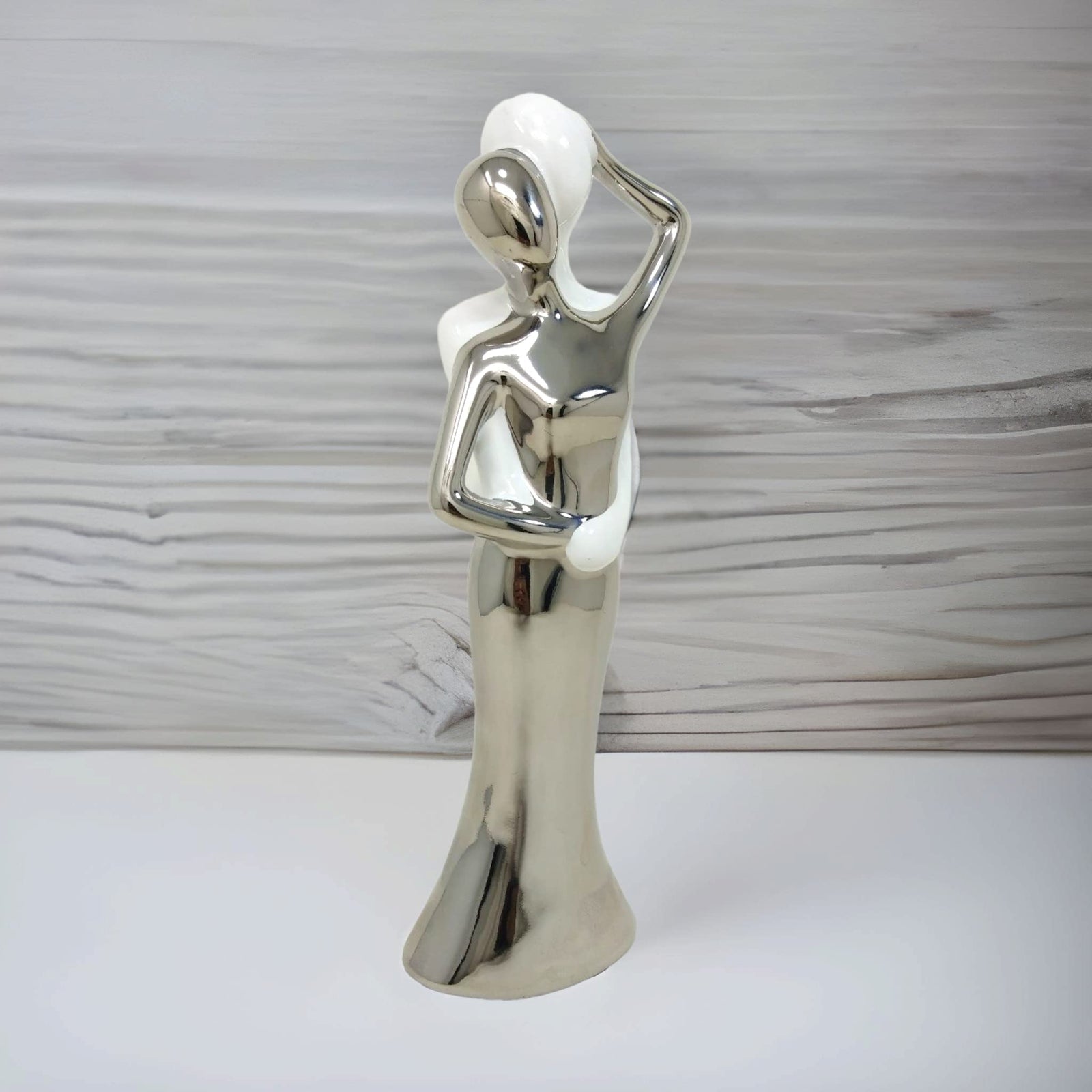 Upscale Extra Tall (27cm) Beautiful Love Couple Showpiece for Home Decor, Living Room| White & Silver